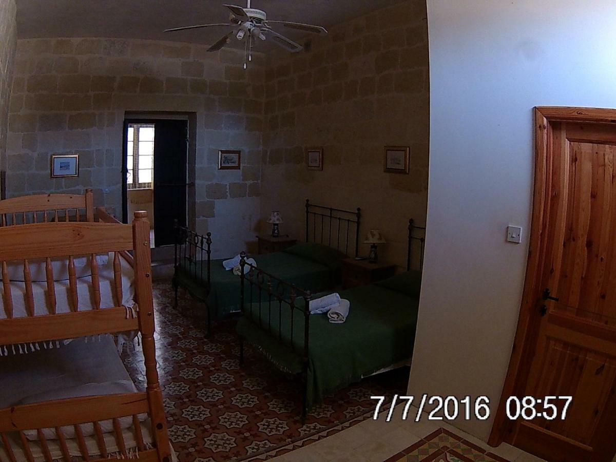Tal-Masklu Farmhouse ガルブ エクステリア 写真